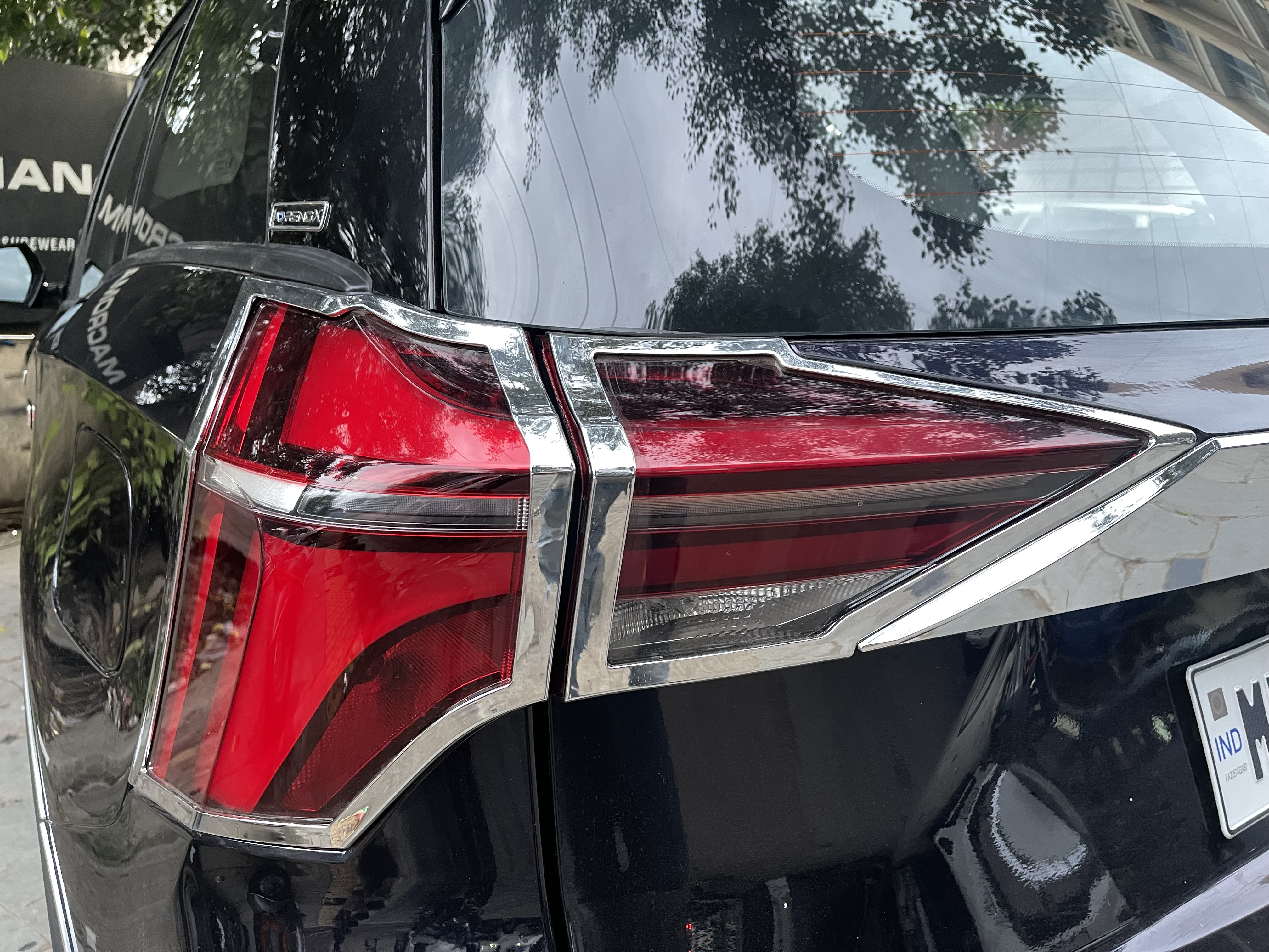 XUV700 Tail Lamp Chrome
